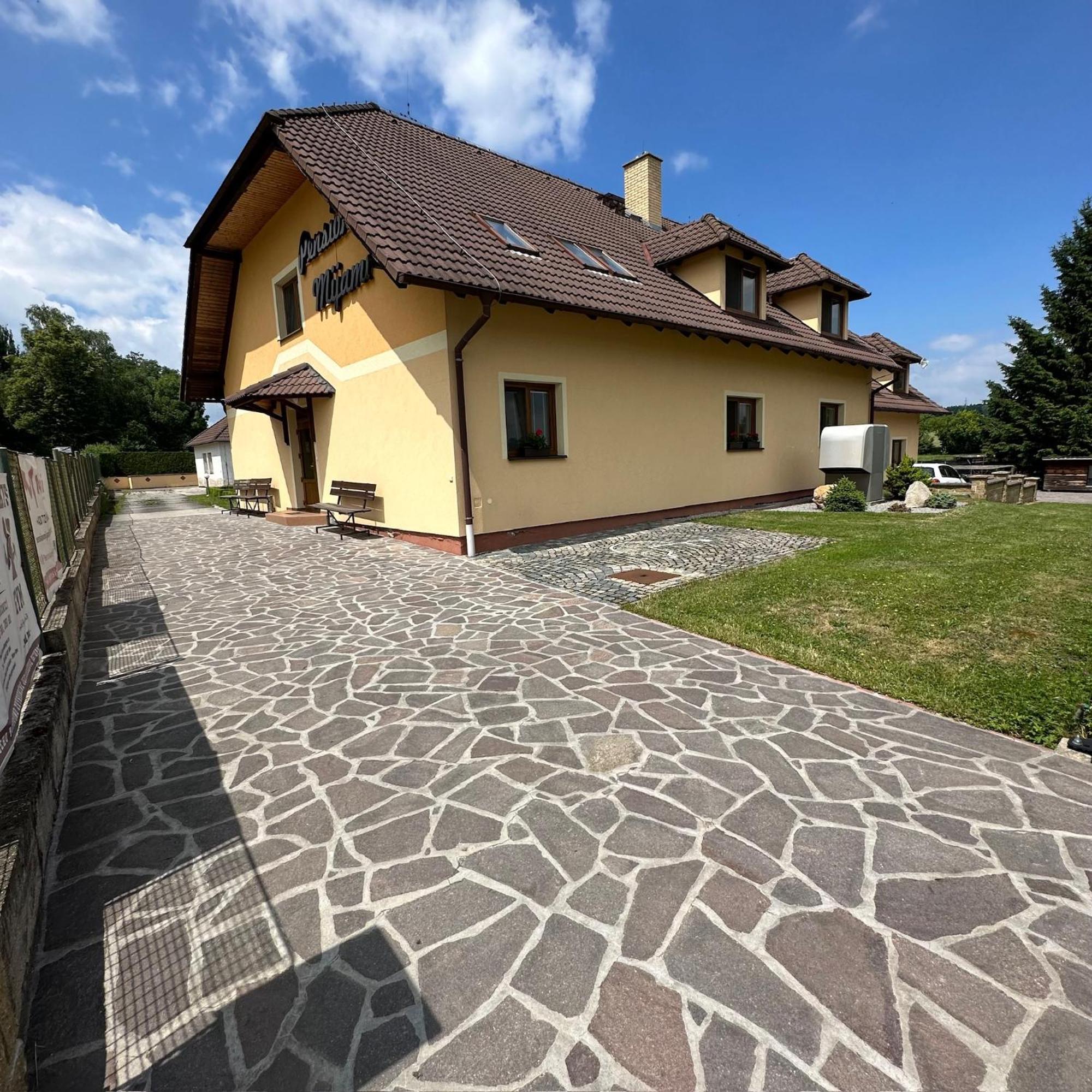 Pension Mijami Dolni Bukovsko Bagian luar foto